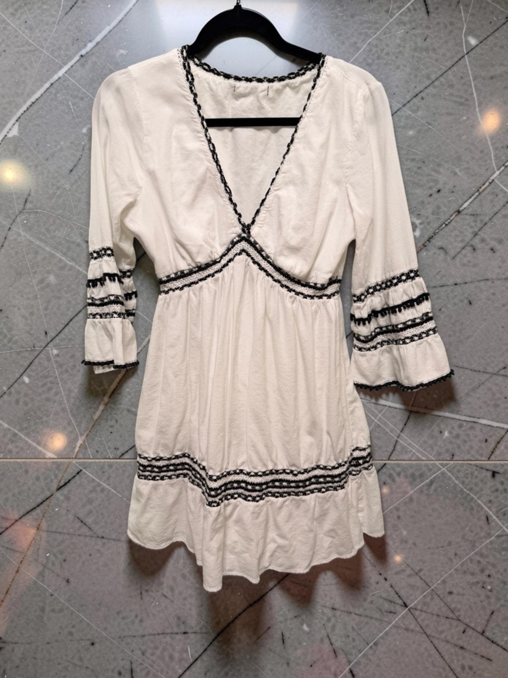 INC Boho V Neck Empire Waist Bell Sleeve Mini Dress Cream Black Size Medium